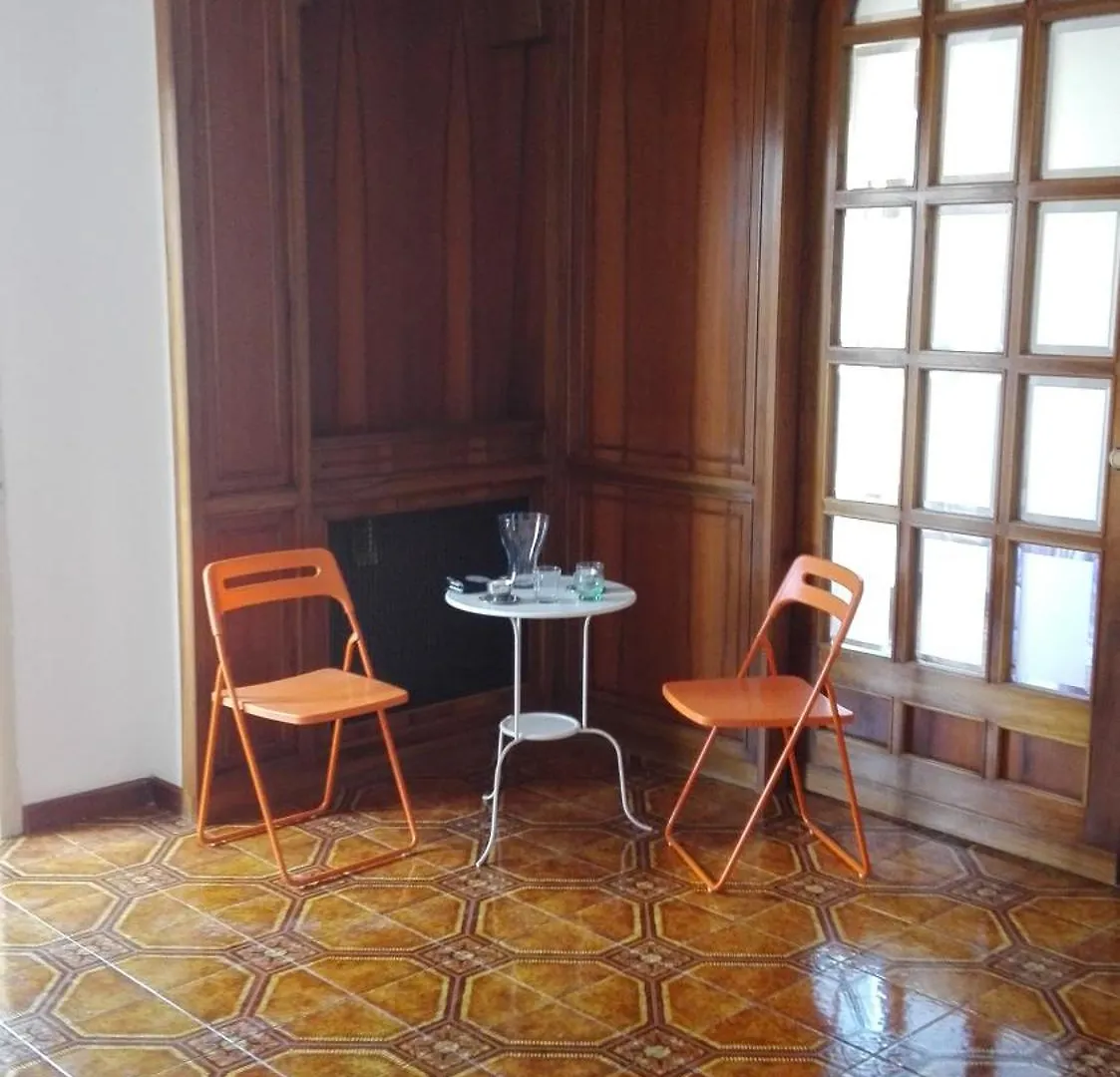 Gasthuis A Tre Passi Dal Centro Hotel Palermo